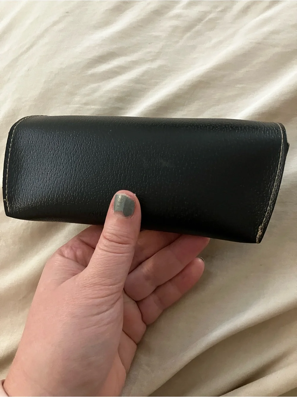 Kate Spade New York Black faux Leather Envelope Glasses Case Logo Lining